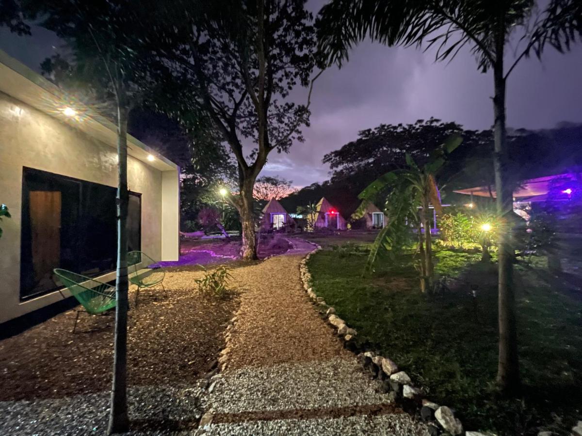 Pyramid Tamarindo Luxury Hotel Exteriör bild