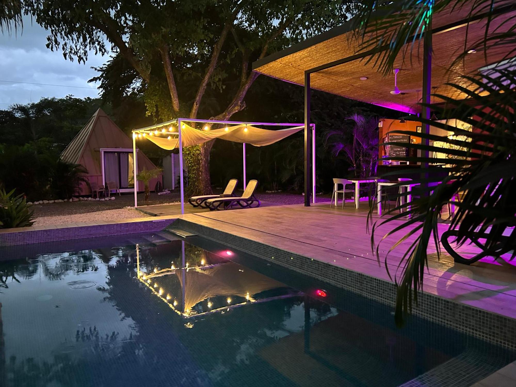 Pyramid Tamarindo Luxury Hotel Exteriör bild